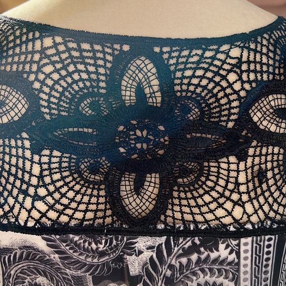 EUC One World Tank Top - Picture 6 of 11